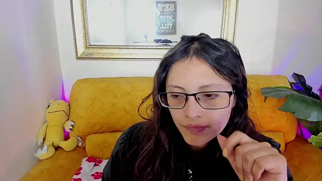 Snapshot of Kyomi_chang chatting on April 2026 12:14:02 PM Kyomi chang online show from April 2026 12:14:02 PM