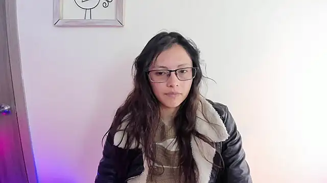 Kyomi chang online show from July 2026 01:09:01 PM