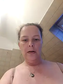 saharaheiss online show from December 2024 03:22:01 PM