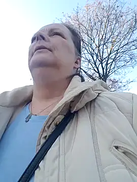 saharaheiss online show from December 2024 01:54:02 PM