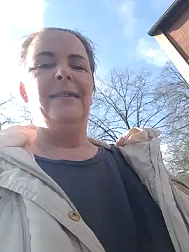 saharaheiss online show from February 2025 10:47:02 AM