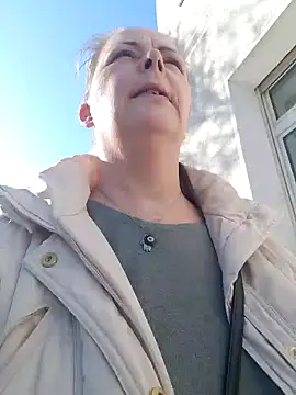 saharaheiss online show from March 2025 10:38:02 AM