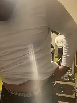 Snapshot of Arabien_Pharaoh- chatting on February 2025 10:33:01 PM Arabien Pharaoh- online show from February 2025 10:33:01 PM