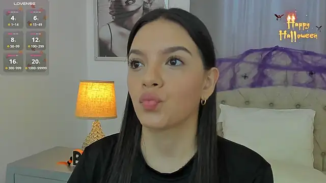 Snapshot of Beautyari_ chatting on October 2025 12:28:02 PM Beautyari online show from October 2025 12:28:02 PM