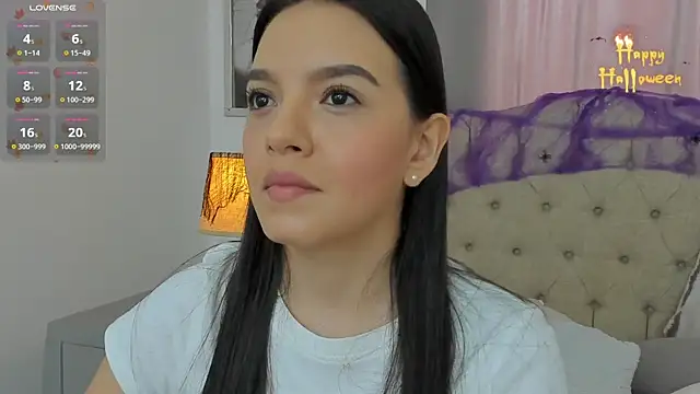 Snapshot of Beautyari_ chatting on October 2025 12:37:02 PM Beautyari online show from October 2025 12:37:02 PM