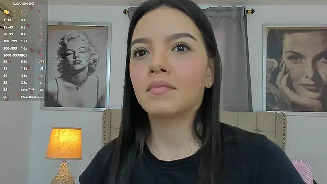 Snapshot of Beautyari_ chatting on November 2025 12:16:02 PM Beautyari online show from November 2025 12:16:02 PM