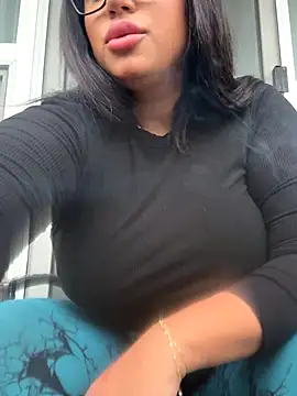 Snapshot of MeghanXO chatting on September 2025 12:49:02 PM MeghanXO online show from September 2025 12:49:02 PM