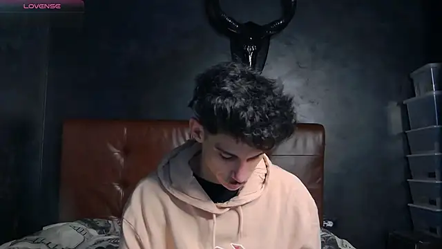 Snapshot of DanielCrush1 chatting on February 2026 07:45:02 AM DanielCrush1 online show from February 2026 07:45:02 AM