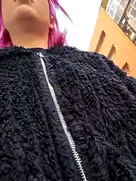 Snapshot of KarlaLuar_ chatting on December 2024 01:02:01 PM KarlaLuar online show from December 2024 01:02:01 PM