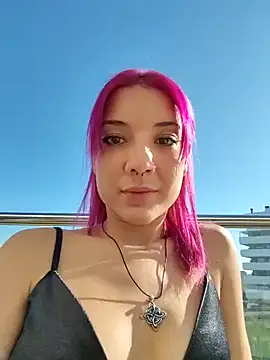 Snapshot of KarlaLuar_ chatting on December 2024 11:11:02 AM KarlaLuar online show from December 2024 11:11:02 AM