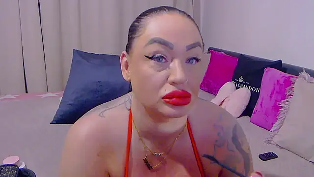 BustyVicky online show from February 2026 10:17:02 PM