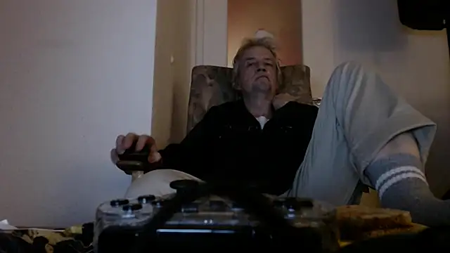 Cordt27 online show from September 2025 06:22:02 PM