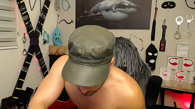 Snapshot of bayronfit chatting on February 2025 06:03:01 AM bayronfit online show from February 2025 06:03:01 AM