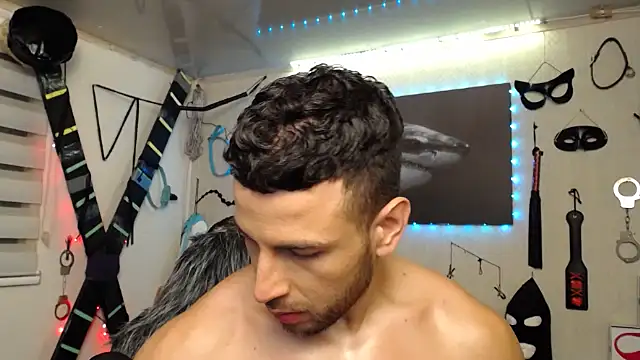 Snapshot of bayronfit chatting on March 2025 03:36:02 AM bayronfit online show from March 2025 03:36:02 AM