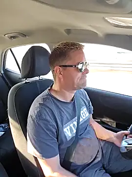 Trucker Hunter online show from February 2025 09:58:01 AM