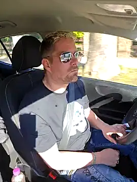 Trucker Hunter online show from March 2025 09:12:02 AM