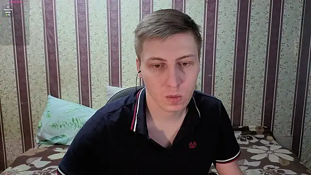 darienlarge online show from February 2026 02:05:01 AM