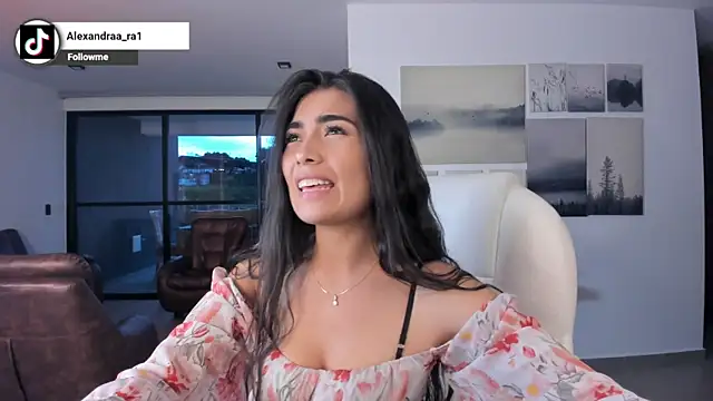 Alexandra ra online show from June 2026 11:14:01 PM