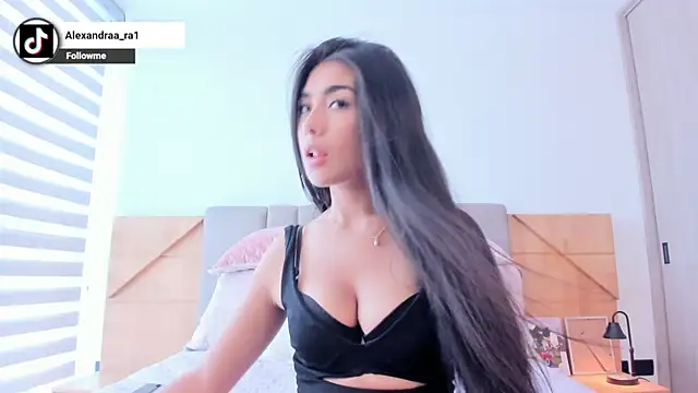 Alexandra ra online show from July 2026 04:32:02 PM