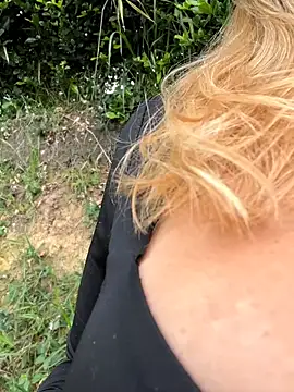 sammyqueenx21 online show from July 2026 12:21:02 PM