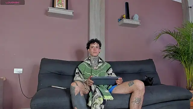 Aron ford online show from November 2025 05:13:02 PM