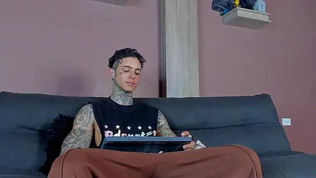 Aron ford online show from January 2026 01:20:01 AM