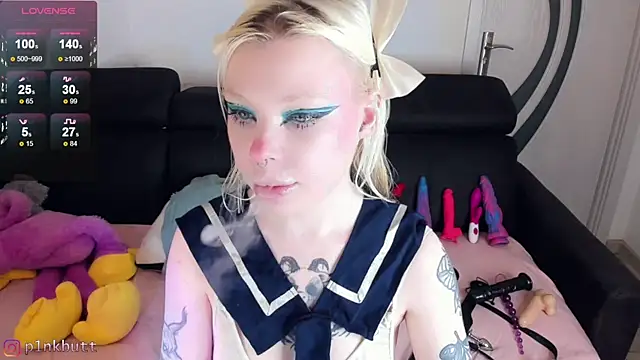 Snapshot of HelenGoat chatting on December 2024 06:23:02 PM HelenGoat online show from December 2024 06:23:02 PM