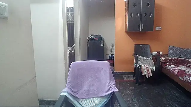 Indiaguy4u online show from December 2024 02:16:02 PM