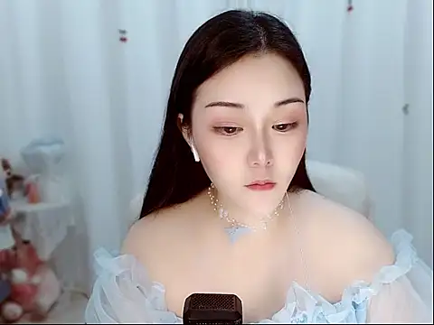 Angel-C online show from April 2026 01:22:02 AM