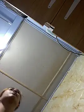 Sanieku online show from April 2026 07:33:02 PM