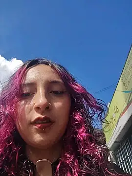  Laary online show from November 2025 07:35:02 PM