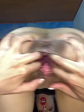 Anne Robert online show from March 2025 02:25:02 AM