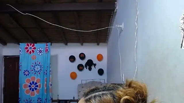 Nicolle Milf online show from October 2025 06:31:01 PM