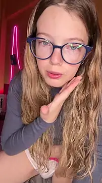 -veranito- online show from February 2026 03:05:01 AM