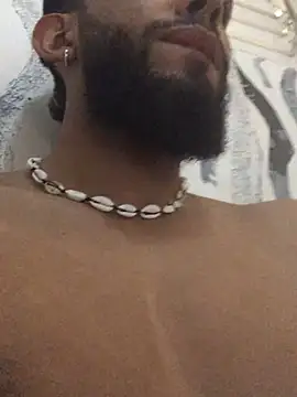 Alessandro  Rossi online show from February 2025 04:04:01 PM