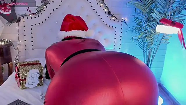 Snapshot of _Eurekaa_ chatting on December 2024 11:40:01 PM Eurekaa online show from December 2024 11:40:01 PM