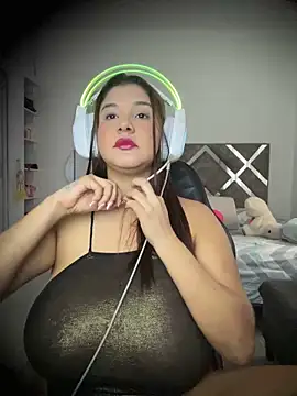 ValleryParker online show from November 2025 09:36:01 PM