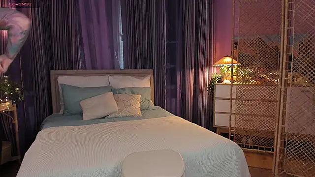 Lazy Lady online show from February 2026 10:24:01 AM