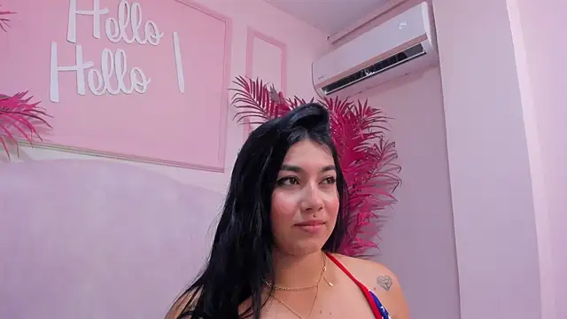 Natasharuso online show from February 2025 02:44:02 PM