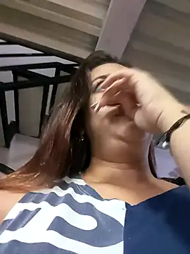 Snapshot of Latina_sexy1 chatting on November 2025 01:52:01 AM Latina sexy1 online show from November 2025 01:52:01 AM