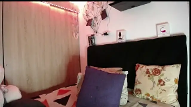 Santiago kiler online show from February 2026 01:17:01 AM