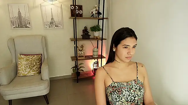 Snapshot of Sassy--Girl chatting on June 2026 07:05:01 PM Sassy--Girl online show from June 2026 07:05:01 PM