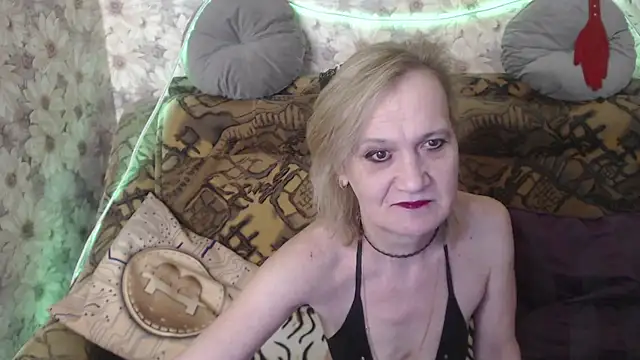 MissBekker online show from March 2025 04:08:02 AM