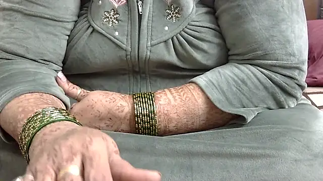 Kavya XX online show from November 2025 01:17:01 AM