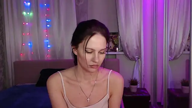 Snapshot of Zlata888 chatting on February 2025 04:32:01 PM Zlata888 online show from February 2025 04:32:01 PM
