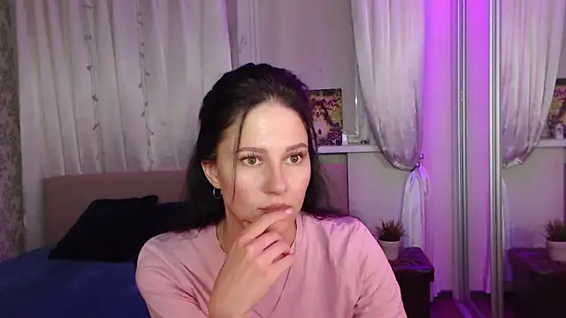 Snapshot of Zlata888 chatting on October 2025 02:47:01 PM Zlata888 online show from October 2025 02:47:01 PM