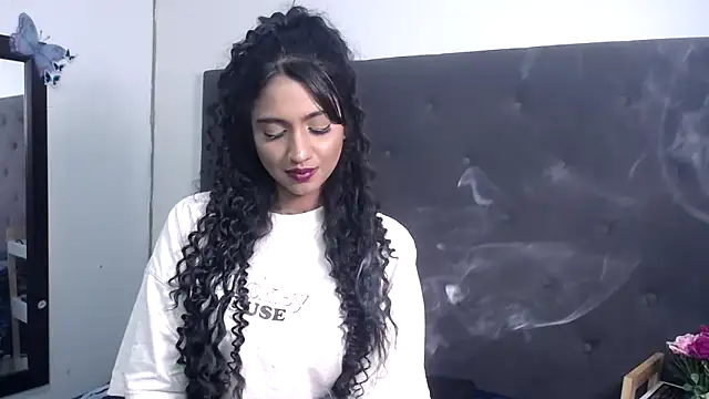 Snapshot of Delilah_Blazee chatting on April 2026 04:27:02 PM Delilah Blazee online show from April 2026 04:27:02 PM