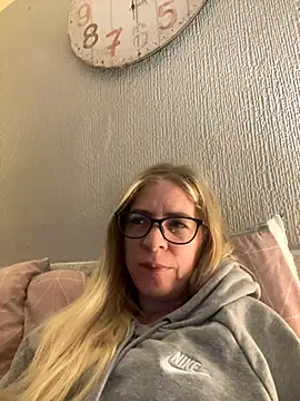 Snapshot of jayjencam chatting on October 2025 09:01:01 PM jayjencam online show from October 2025 09:01:01 PM