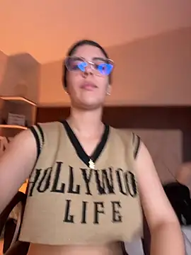  Niah  online show from March 2026 09:06:01 PM