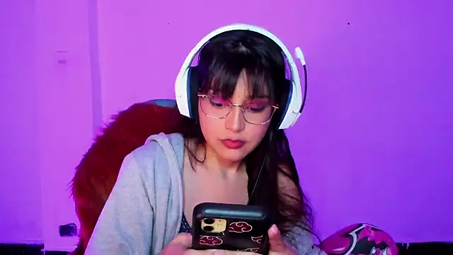 Little Lisy online show from December 2025 04:09:01 AM